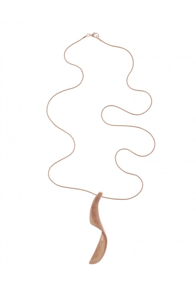 Majique London Chic Serpentine Chain Necklace With Textured S Shaped Pendant