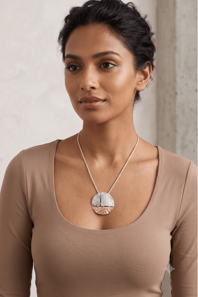 Majique London Chic Silver Serpent Chain Necklace With Tritone Dimpled Pendant