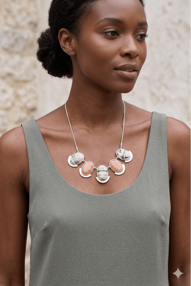 Majique London Chic Silver Snake Chain With Rose Quartz And Resin
