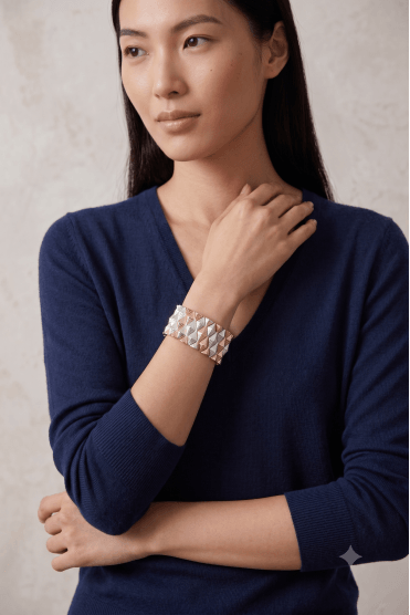 Contemporary Fusion Radiance Wide Geometric Ladder Stretch Bracelet