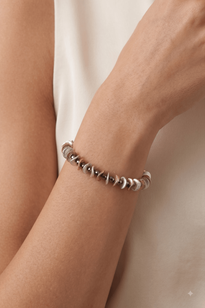 Majique London Curved Circle and Crystal Bead Stretch Bracelet