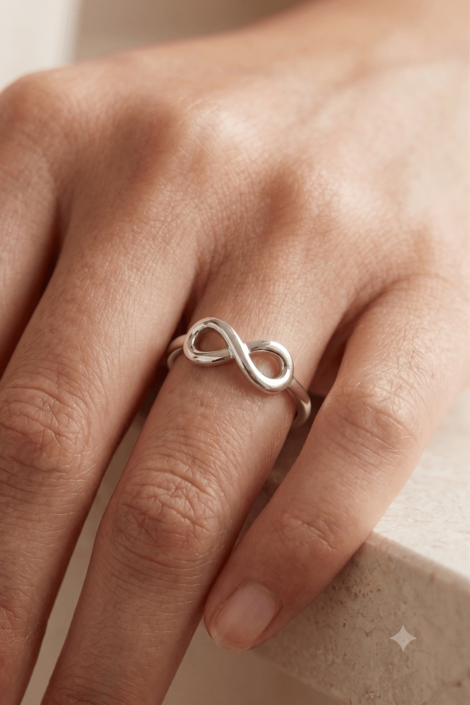 Majique London Dazzling Mini Infinity Ring