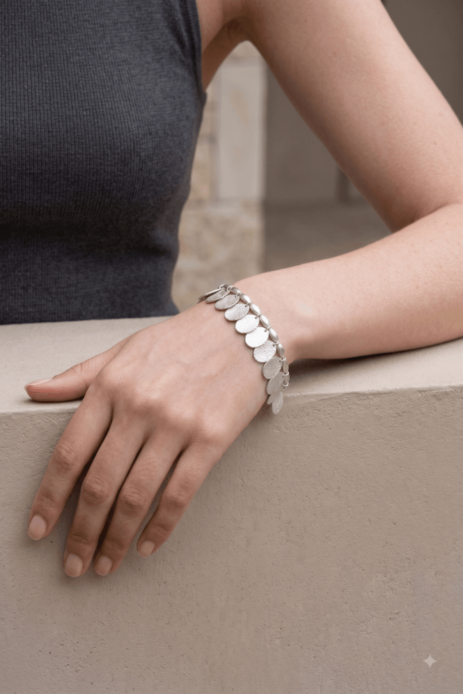 Majique London Flutter Bloom Bracelet