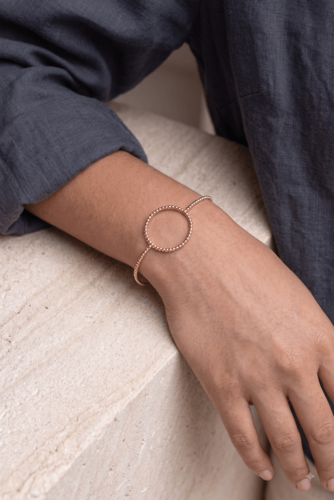 Majique London Gleam Cut Circle Bangle