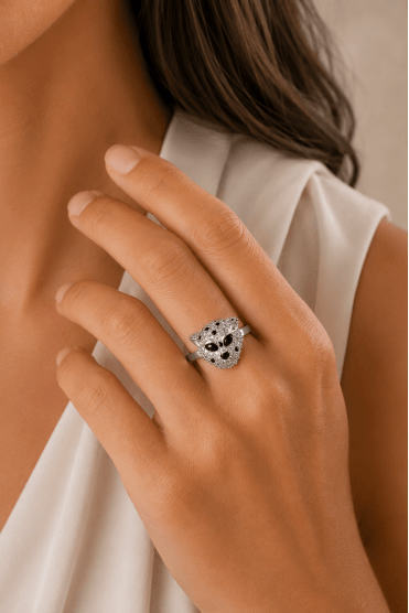 Gleaming Leopard Ring