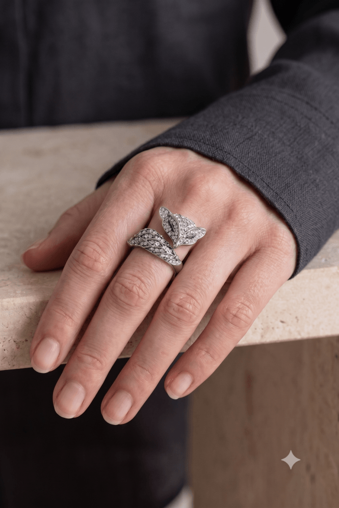 Majique London Glimmer Fox Ring
