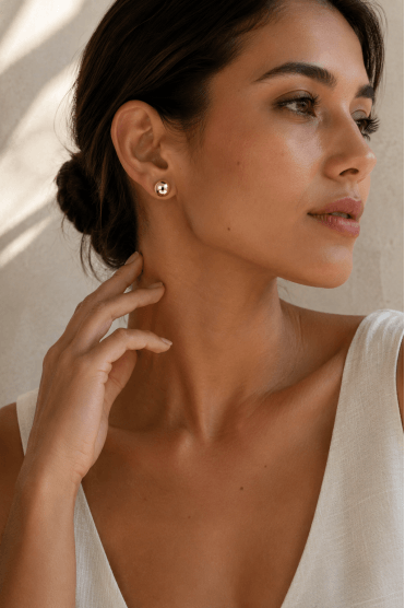 Golden Gleam Stud Earring