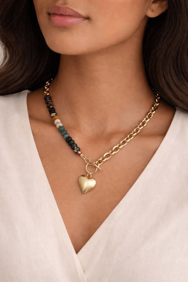 Golden Heart Glam Pendant Necklace
