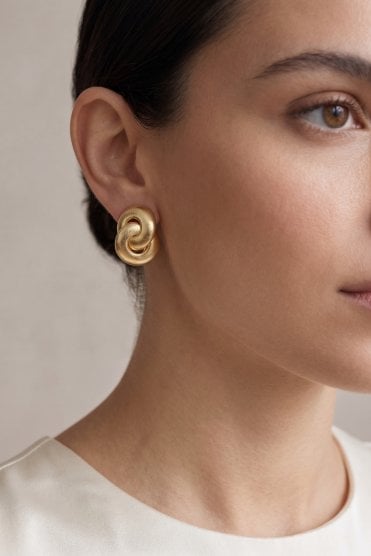Infinite Knot Chic Earring