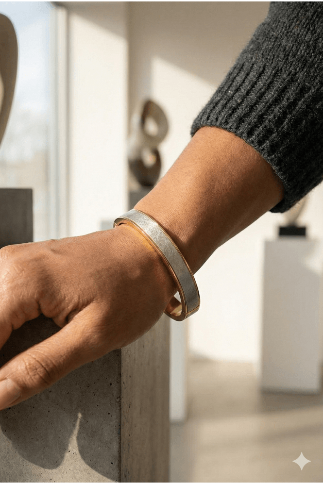 Majique London Luxe Gold Stripe Bangle