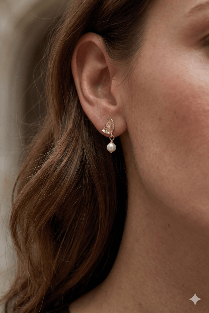 Majique London Naturale Elegance Fusion Leaf Post Earring With Pearl Drop