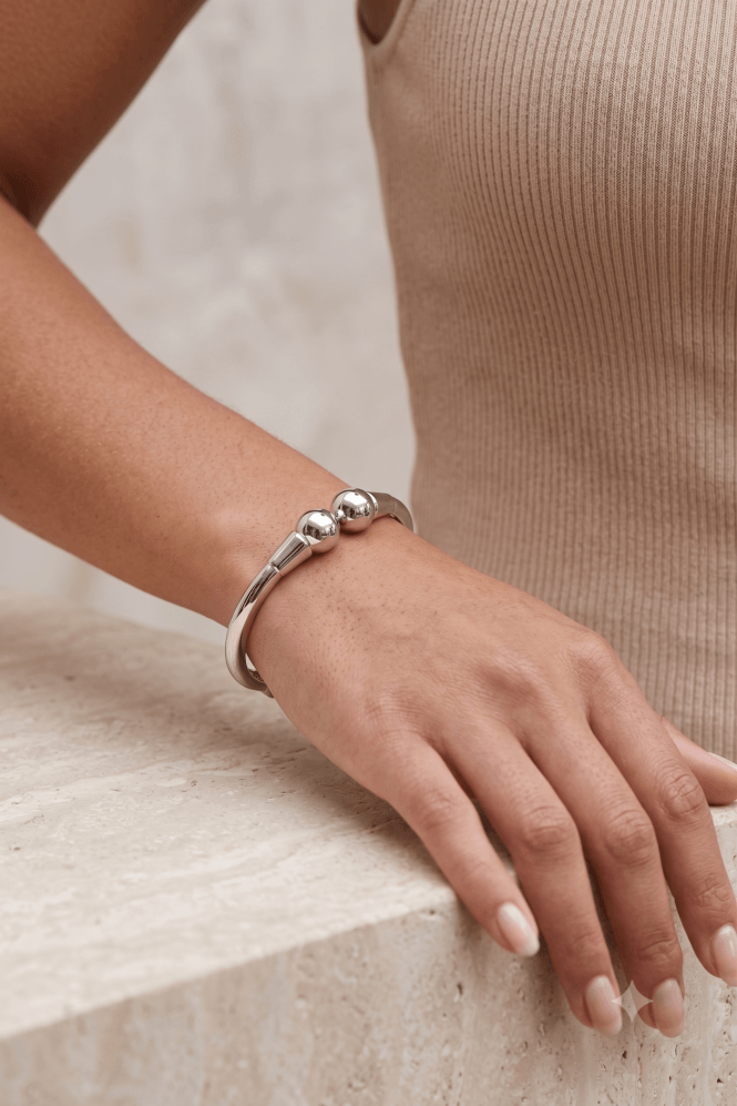 Majique London Orb End Bangle