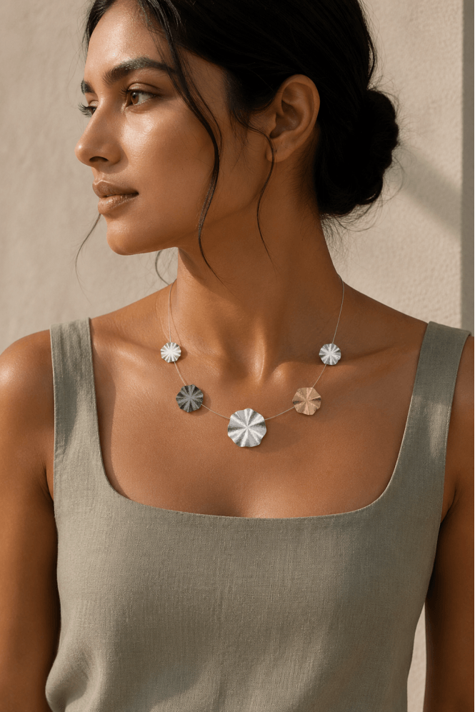 Majique London Radiant Rhodium Blossom Wire Necklace