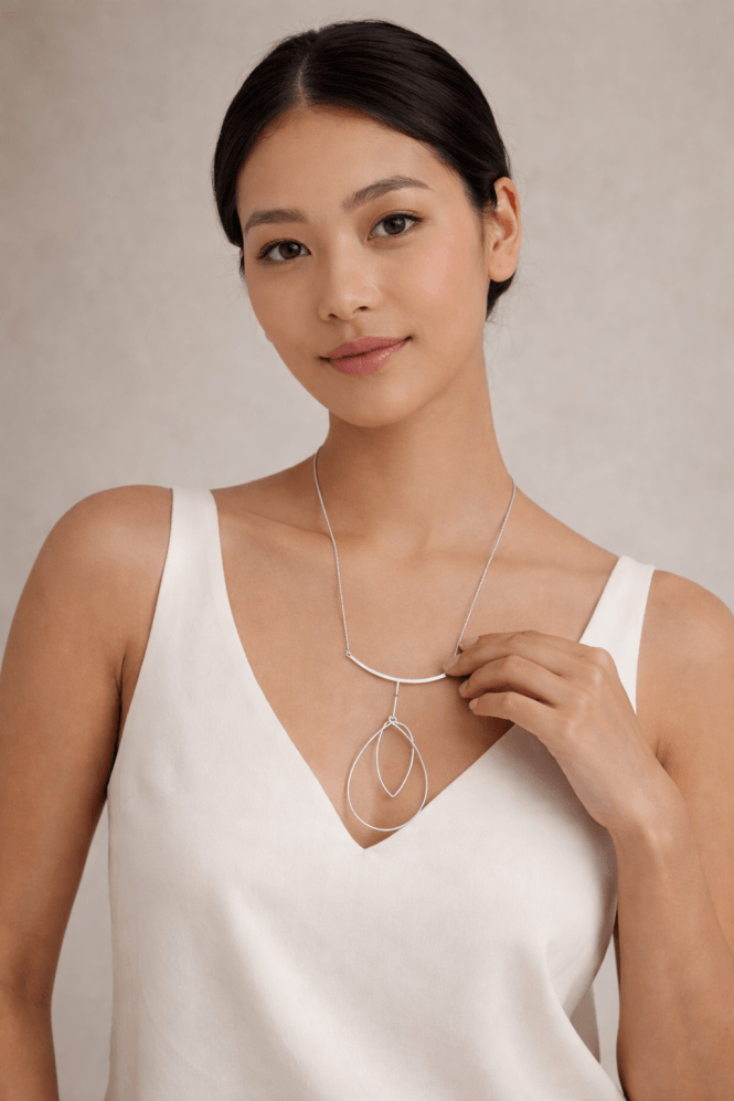 Majique London Serpent Drip Necklace