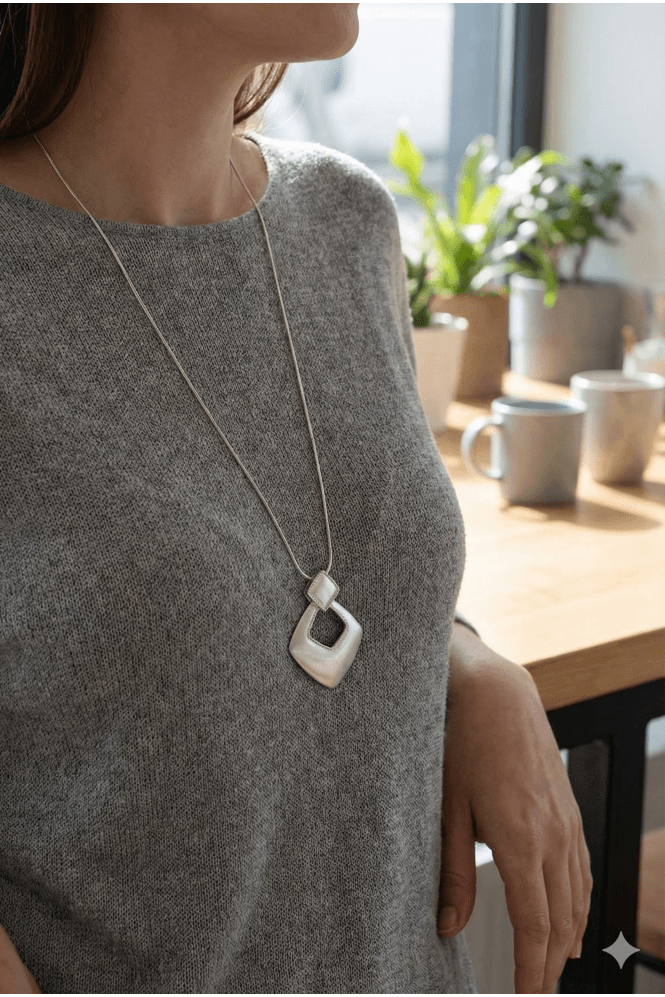Majique London Serpent Link Luxe Necklace with Diamond Facet Pendant