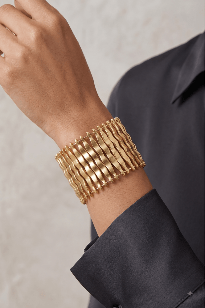 Majique London Sleek Wave Stretch Bracelet