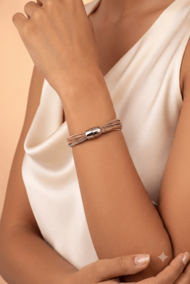 Spring Fusion Bracelet With Magnetic Elegance