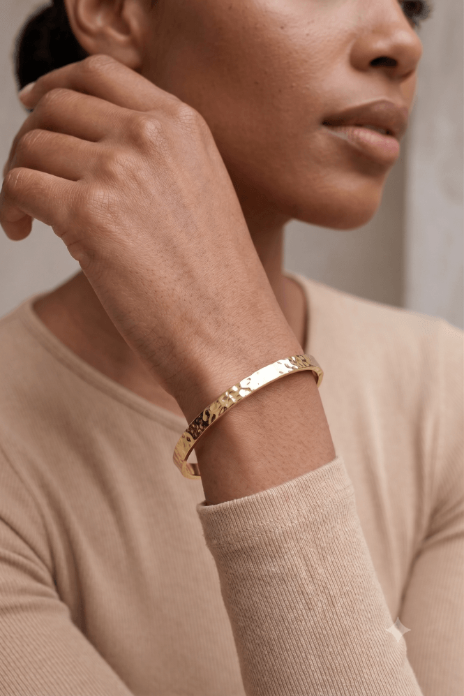 Majique London Textured Hammered Bangle