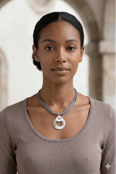 Textured Silver Pendant Leather Necklace
