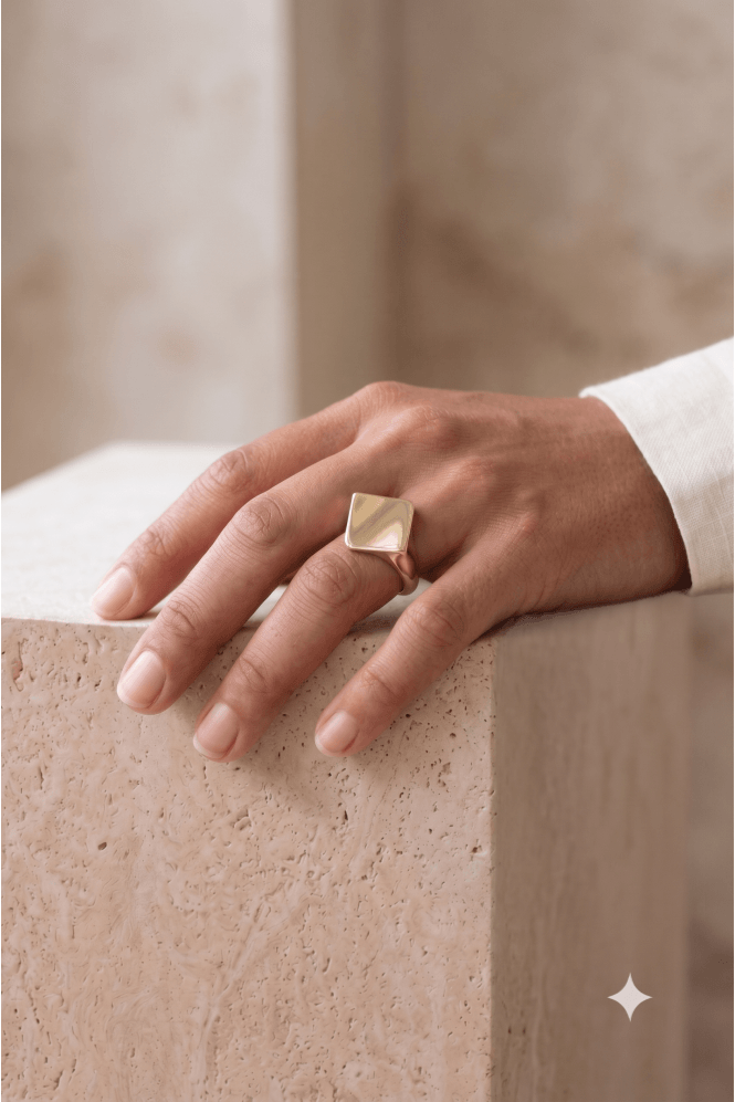Majique London Wavy Luxe Square Ring